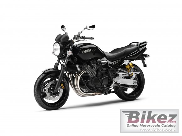2013 Yamaha XJR1300 photo